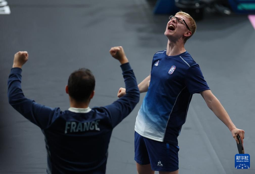 的巅峰对决 的巅峰对决