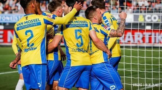 他告诉我们 他告诉我们