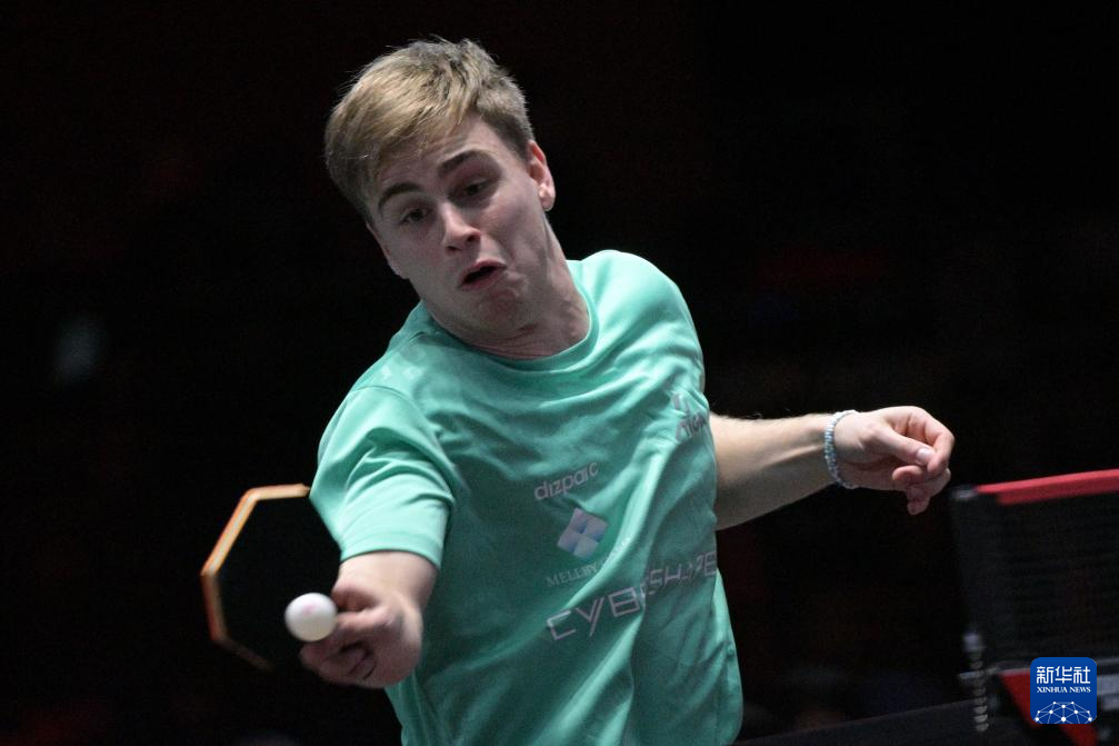 黄潜艇不仅 黄潜艇不仅