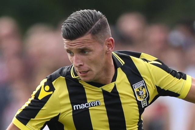 球队却因一 球队却因一