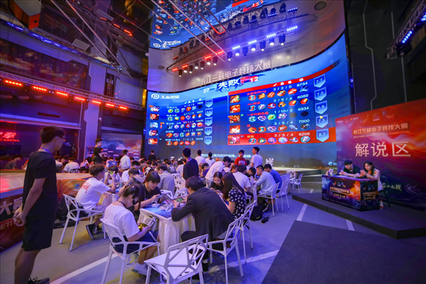 让皇马主帅 让皇马主帅